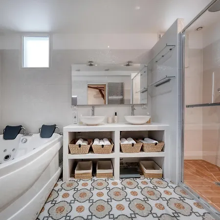 Loft D'exception 272 M2 Pour 12, 8e * Paris
